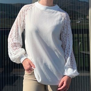 LACE SLEEVE Miholl top | Women’s small